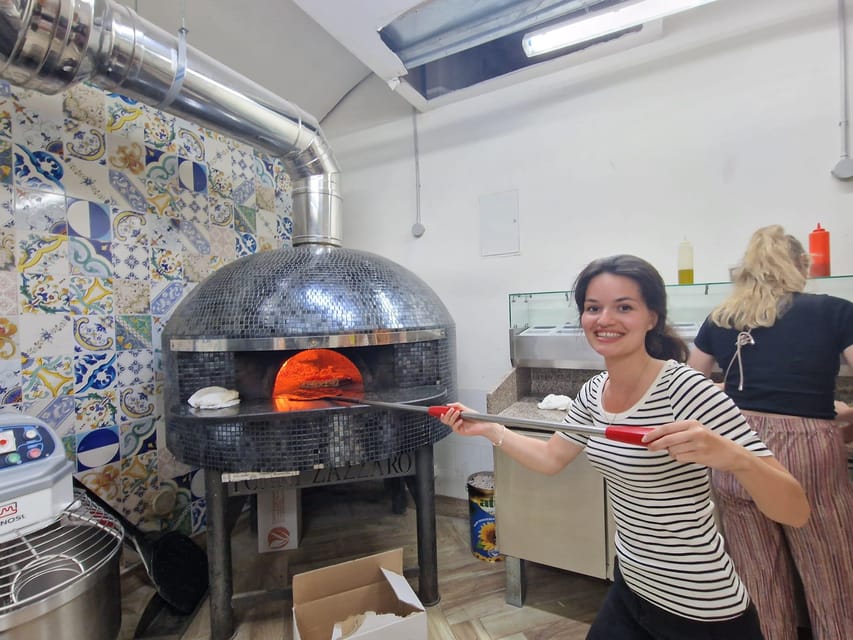 Naples: Pizza Making Class with Local Pizzaiolo - Stretching the dough the Neapolitan way