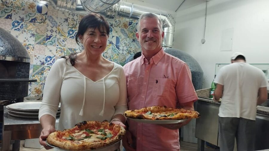 Naples: Pizza Making Class with Neapolitan Chef and drink - Key points to know before booking