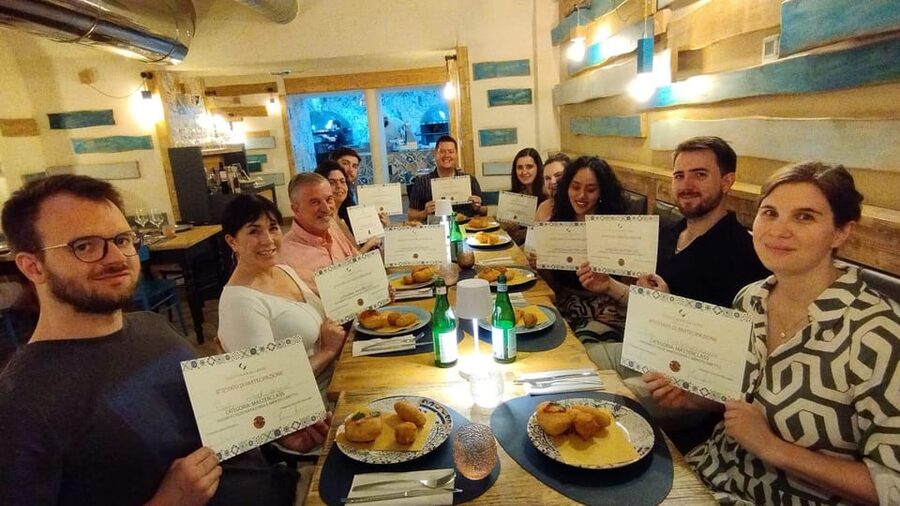 Naples: Pizza Making Class with Neapolitan Chef and drink - Why this Naples pizza class works so well