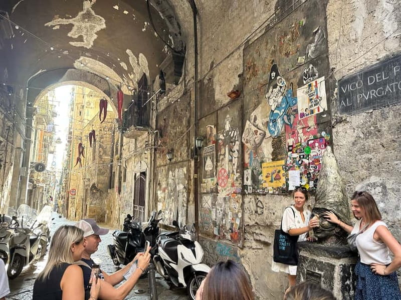 Naples: Street Food and Guided Sightseeing Walking Tour - San Lorenzo Maggiore and Piazza San Gaetano