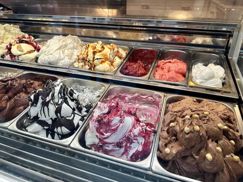 Naples: Street Food and Guided Sightseeing Walking Tour - Piazza San Domenico and the first taste of old Naples