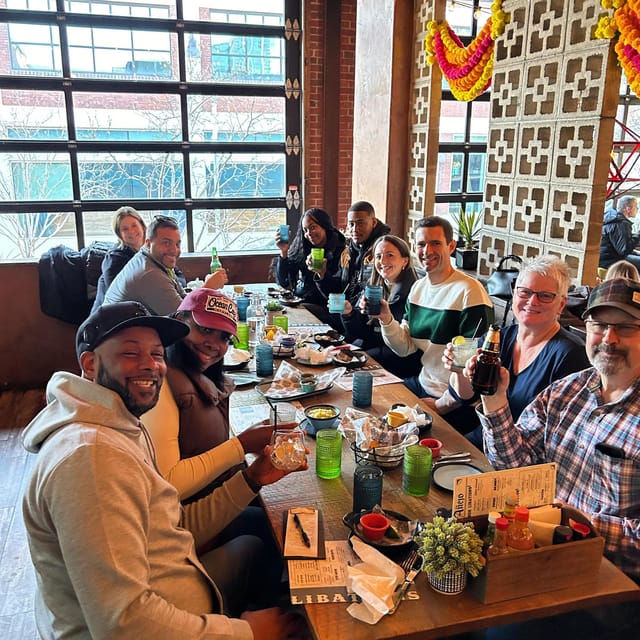 Nashville: The Gulch Walking & Tasting Food Tour - The guides add more than restaurant facts