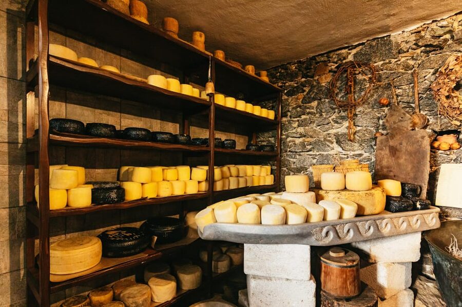 Naxos: Naxos Town Food Tour with Tastings and Wine - Wine, citron, and the drinking pace