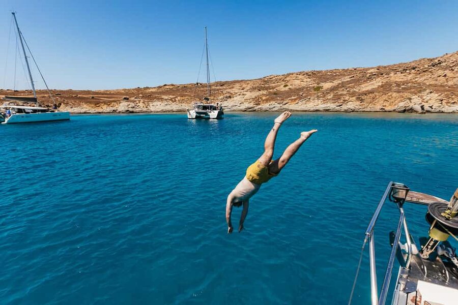 Naxos/ Paros: Sailing Cruise with Food and Drinks - What lunch is like onboard