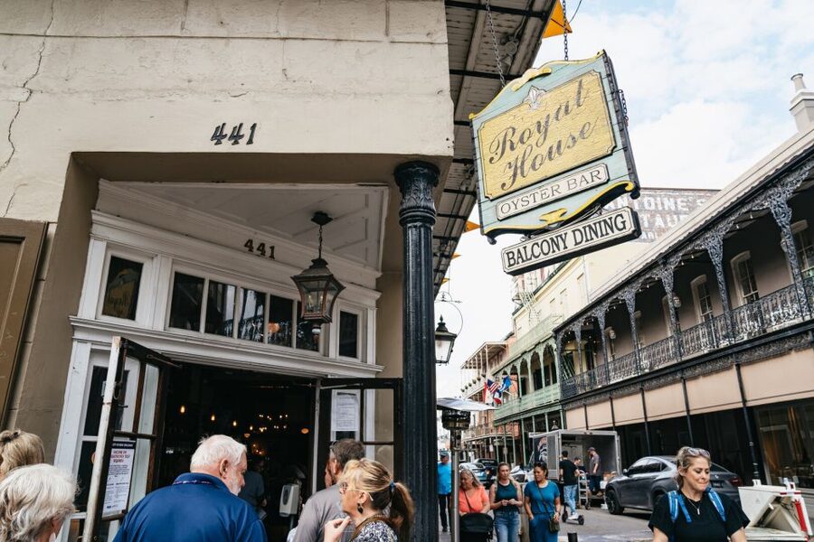 New Orleans: French Quarter Food Tour with Tastings - Who should book this food walk?