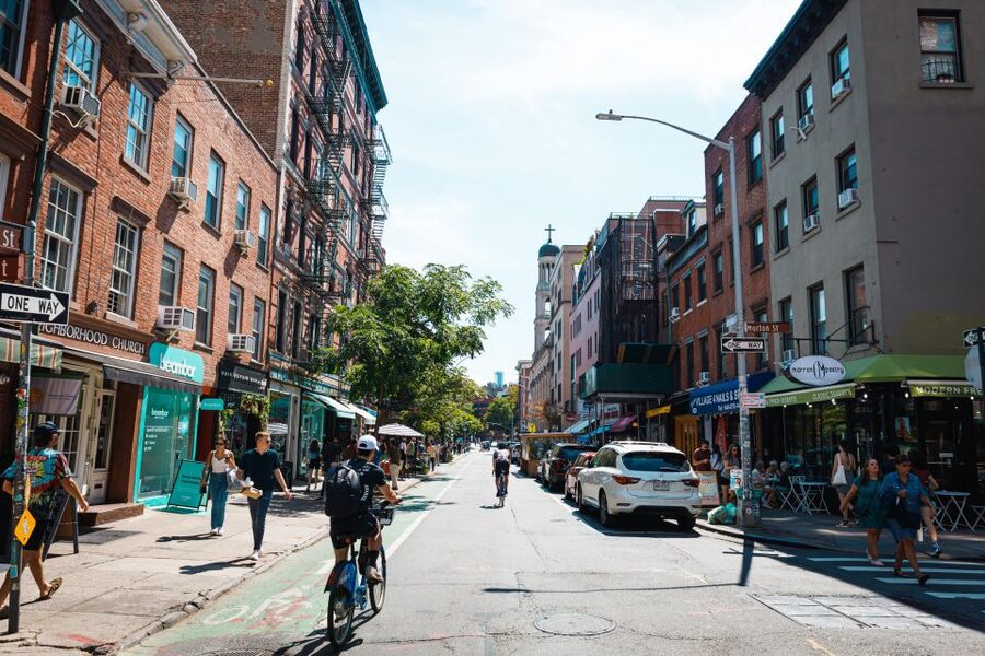 New York City: 2-Hour Chocolate Tasting Tour - Starting beneath Washington Square Arch