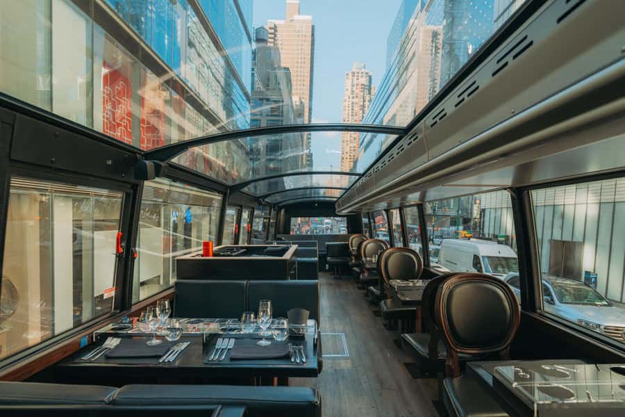 New York City: Bustronome Gourmet Dinner Tour - A six-course dinner in motion