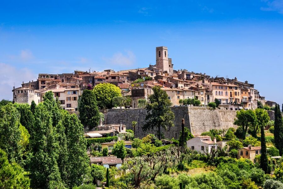 Nice: Half-Day Saint Paul de Vence and Wine Tasting Tour - Saint Jeannet wine tasting: a small winery with a personal touch