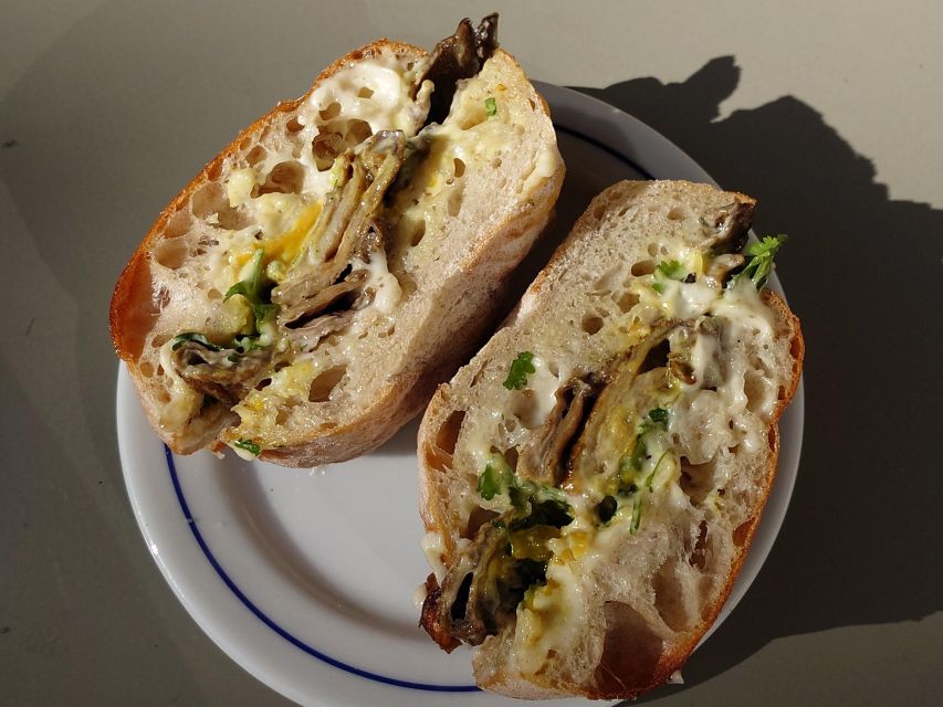 No Diet Club - Unique food tour in Lisbon with many Tastings - The guides are a major part of the value