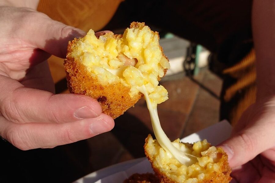 No Diet Club - Unique local Food Tour in Rome! (Trastevere) - Timing, access, and booking details