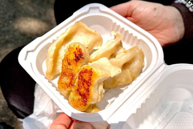 NYC: Chinatown & Little Italy Food Tour with 7 Flavorful Tastings - Little Italy, cannoli, pizza, and the route’s most familiar flavors