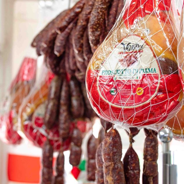 NYC: Chinatown & Little Italy Food Tour with 8 Tastings - Key points at a glance