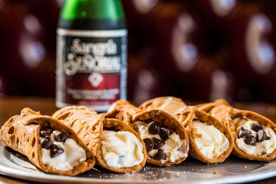 NYC: Chinatown & Little Italy Food Tour with 8 Tastings - What this Lower Manhattan food walk is really like