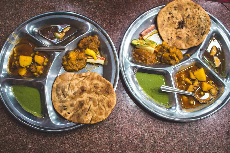 Old Delhi: 3-hour Street Food Tour - Kulfi and the final sweet stop