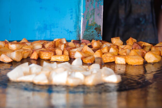 Old Delhi Street Food Tour - What the guides add to the experience