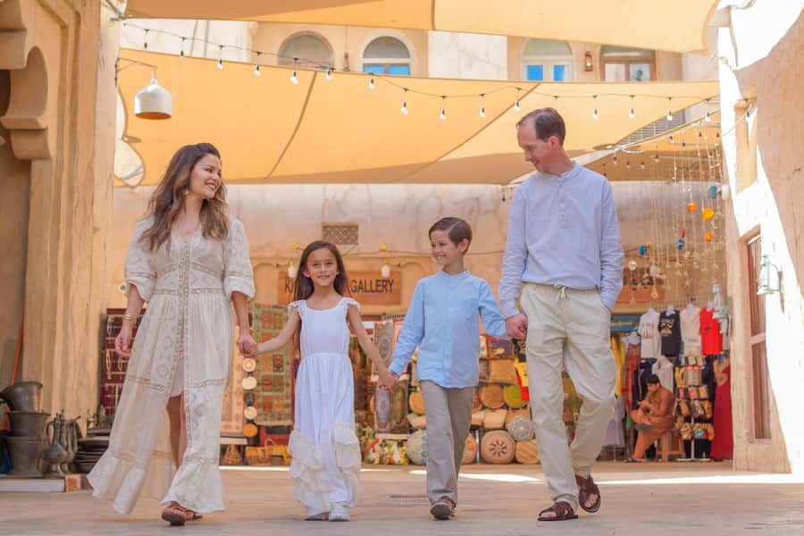 Old Dubai Guided Tour With Photographer: Souks & Street Food - Al Seef Mosque and the creek promenade