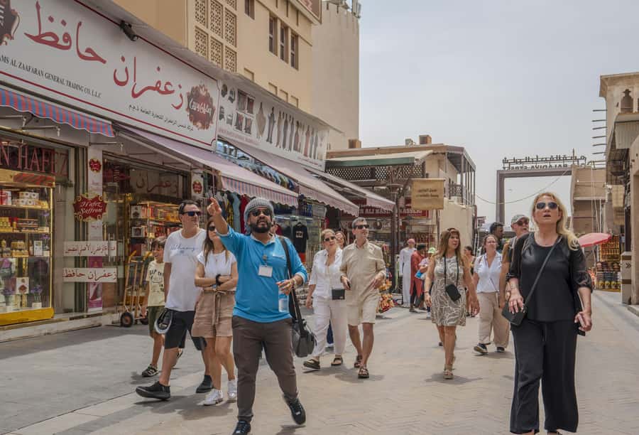 Old Dubai Historic Guided Tour: Creek, Street Food & Souks - Al Fahidi Fort and the Bur Dubai Souk