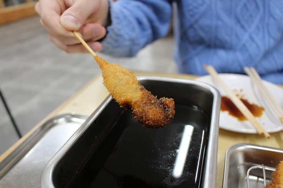 Osaka: 2-Hour Local Street Food Tour – Dotonbori & Namba - Walking, timing, and family fit