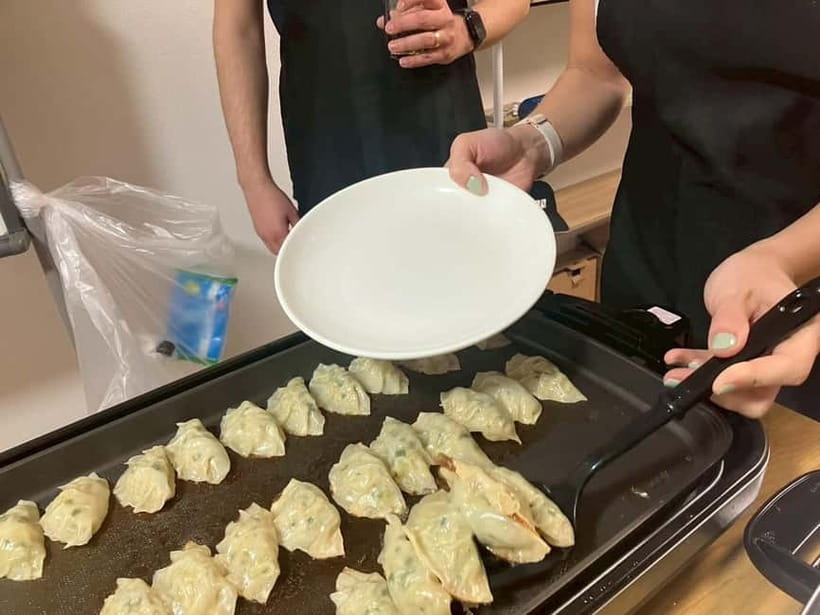 Osaka: Cooking Class Ramen & Gyoza Course in Nanba - The tasting session: eat what you made