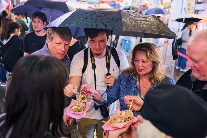 Osaka: Guided Food Tour with 12 Dishes at 4 Local Eateries - Guides who shape the evening