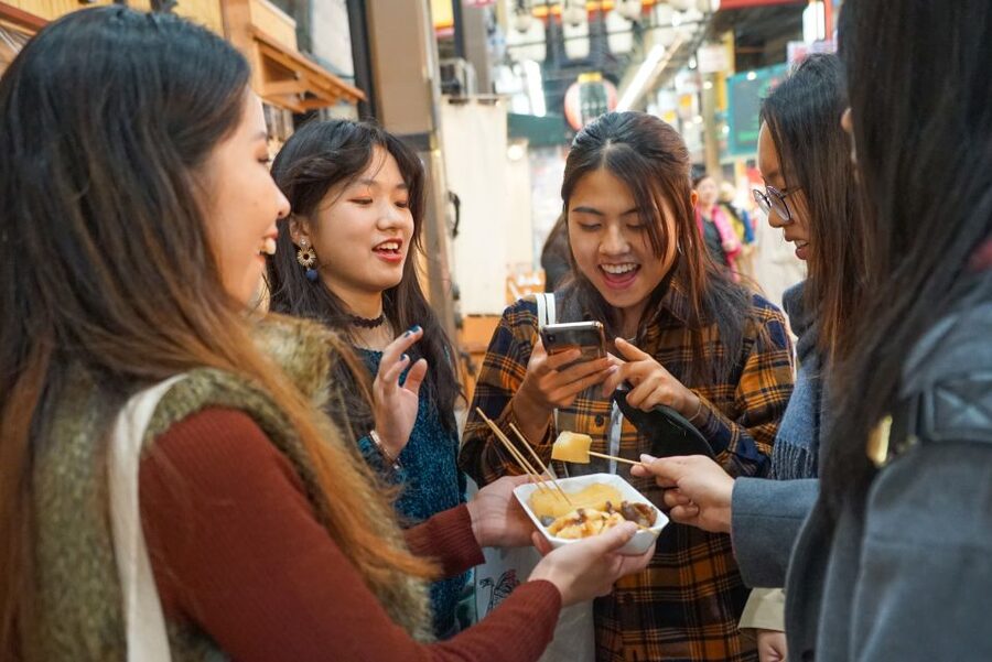 Osaka: Kuromon Market Food Walking Tour (6 stops, 6 tastes) - Why Kuromon Market works so well for a first Osaka meal