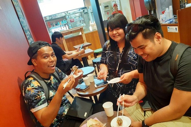 Osaka Local Foodie Walking Tour in Dotonbori and Shinsekai - Okonomiyaki and the cooking experience