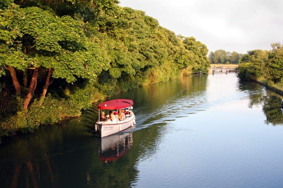 Oxford: Scenic Sightseeing Cruise with Gourmet Picnic - Practical Tips for a Better Afternoon