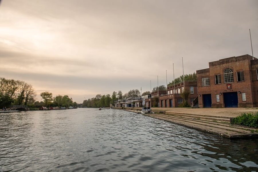 Oxford: Scenic Sightseeing Cruise with Gourmet Picnic - What the $91 Price Really Covers