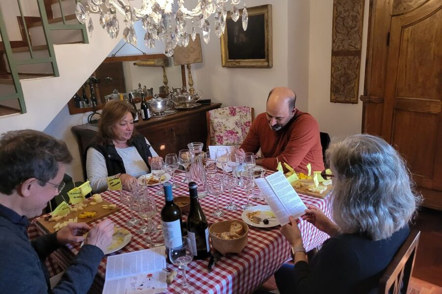 Palermo: 2-Hour Sicilian Cheese and Wine Tasting Tour - How personal is the hosting?