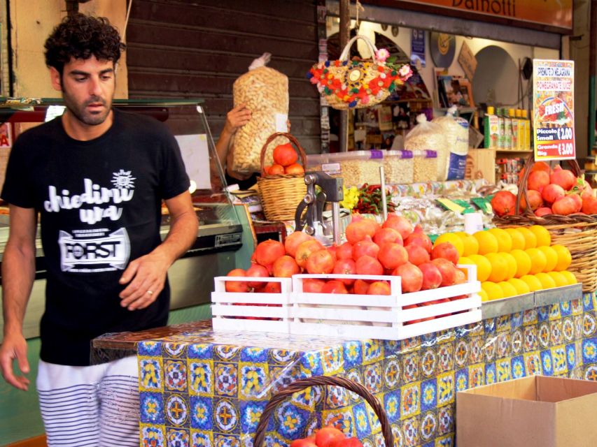 Palermo: City Walking Tour & Street Food Tasting with Drink - The Cathedral, Quattro Canti, and Fontana Pretoria
