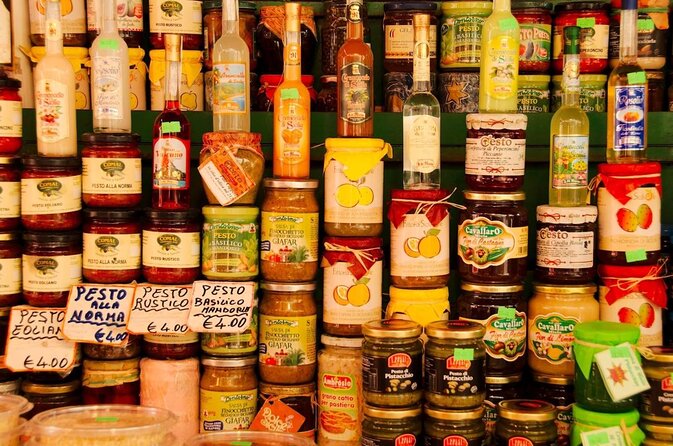 Palermo Original Street Food Walking Tour by Streaty - Crossing Palermo’s back streets