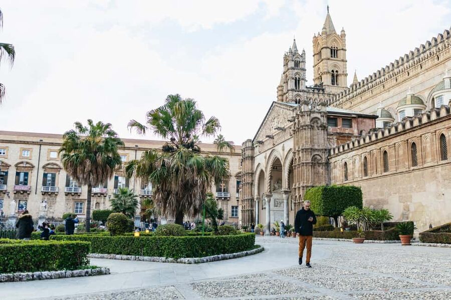 Palermo: Street Food and History Walking Tour - Cassaro and Quattro Canti