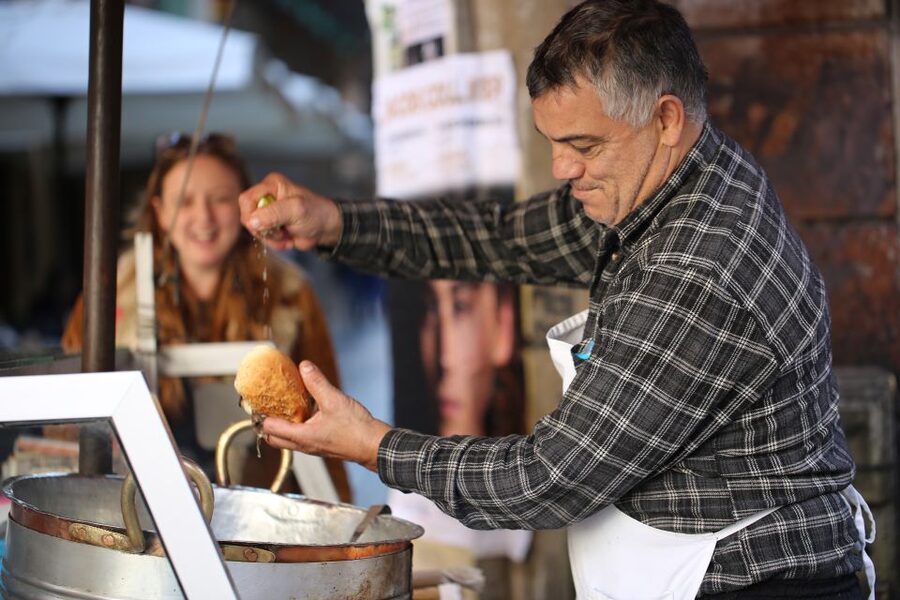 Palermo: Street Food and Local Market Tasting Tour - The final cannolo or gelato
