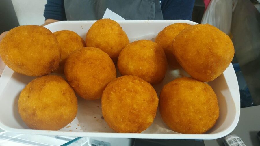 Palermo: Street Food Walking Tour with Local Guide & Tasting - Who should book this food tour?