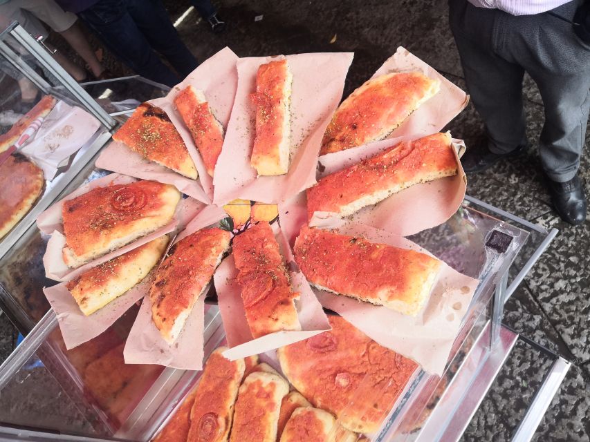 Palermo: Street Food Walking Tour with Local Guide & Tasting - Finishing with a Sicilian dessert