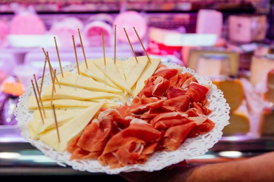 Palma de Mallorca: Foodie Walking Tour of the Old Town - Convent sweets and Palma’s quieter corners
