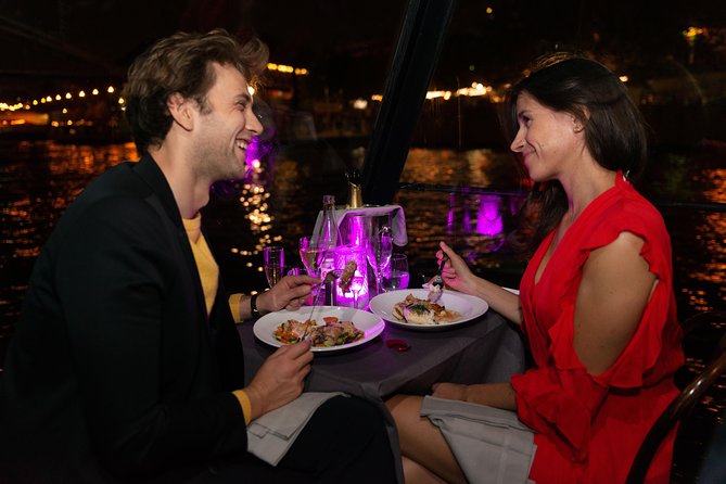 Paris 3-Courses Gourmet Dinner Seine River Cruise with Champagne - What arrives on your dinner plate