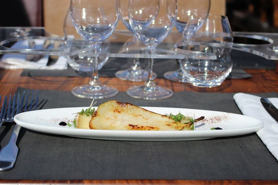 Paris: Bustronome Gourmet Dinner Tour - Who will enjoy this most?