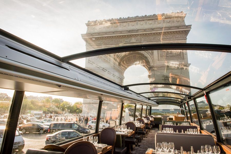 Paris: Bustronome Gourmet Lunch Tour - Service on a moving bus