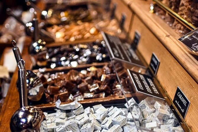 Paris Chocolate, Macaron & Pastry Food Tour: 10 Gourmet Tastings - Small Shops, Small Groups, and Practical Comfort