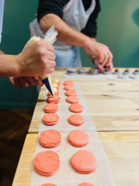 Paris: French Macaron Culinary Class with a Chef - Step two: making ganache for the soft center
