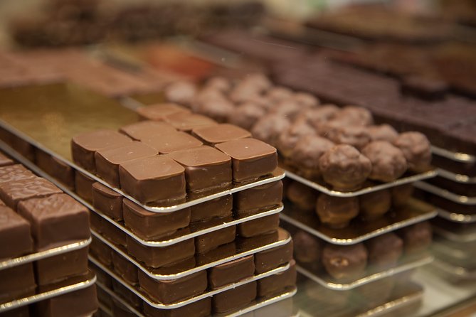 Paris French Sweets Tasting Tour with Pastries and Chocolates - The guide makes or breaks the three hours