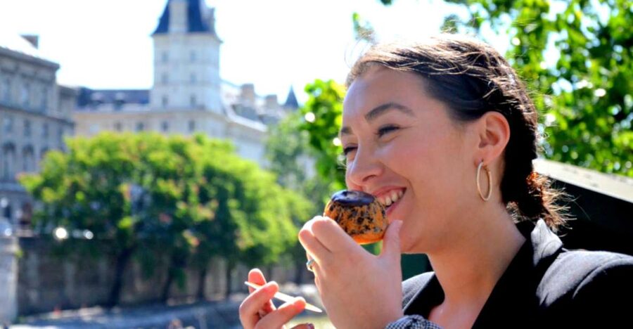 Paris: Guided Champagne & Food Tour in St-Germain-des-Pres - Key points to know before booking