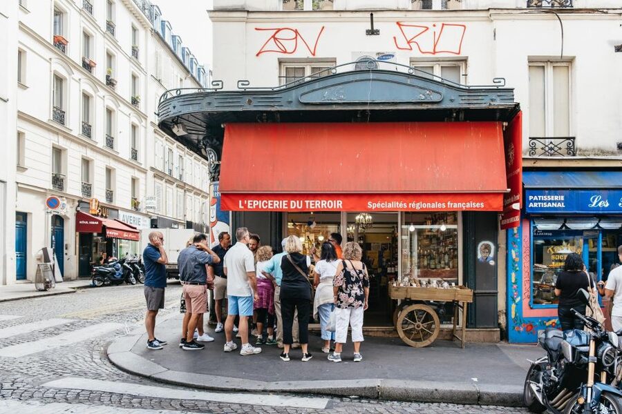Paris: Montmartre Food and Wine Guided Tour - Sacré-Cœur and the view from Montmartre’s summit