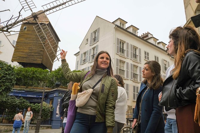 Paris Montmartre Food & Wine Tour with Eating Europe - The aligot performance at Le Saint-Jean