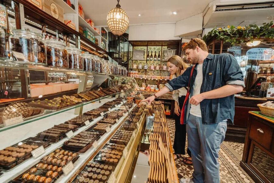 Paris: Pastries and Chocolate Walking Food Tour - Salted caramel crêpes and Normandy cider