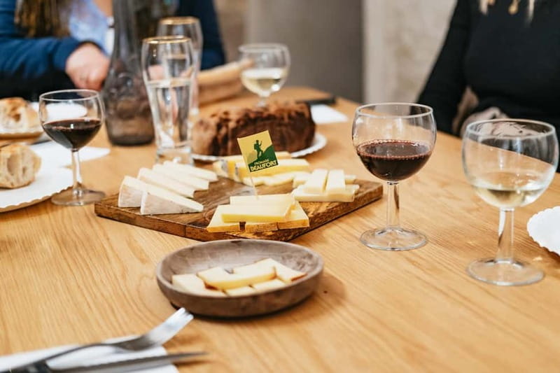 Paris: Saint Germain des Prés Guided Foodie Walking Tour - The best guide style for this particular walk