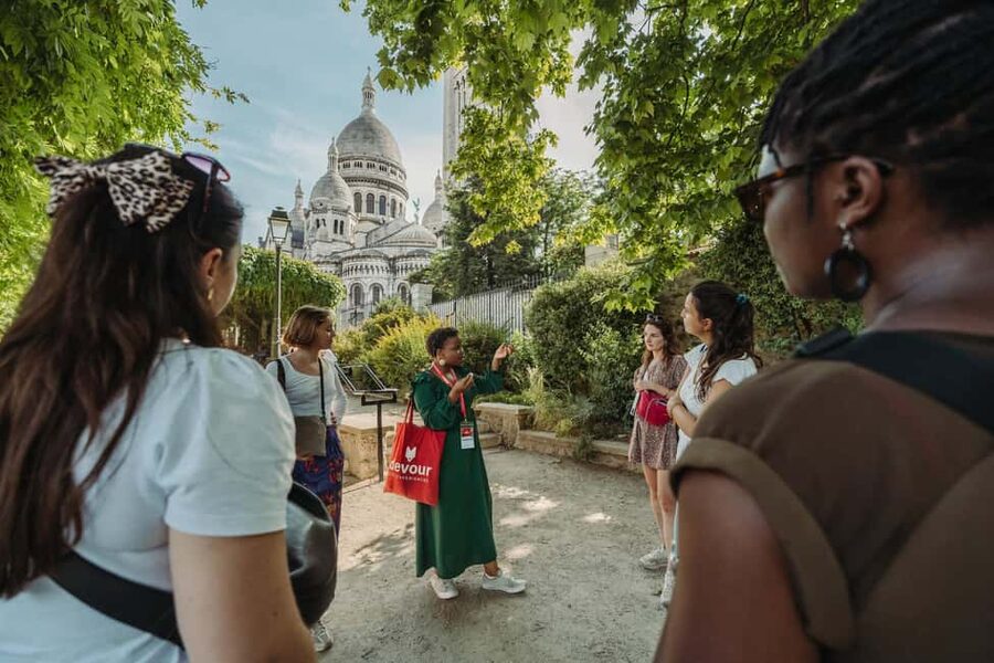 Paris: Taste of Montmartre Food & Wine Walking Tour - Seasonal cheese at Fromagerie Racines