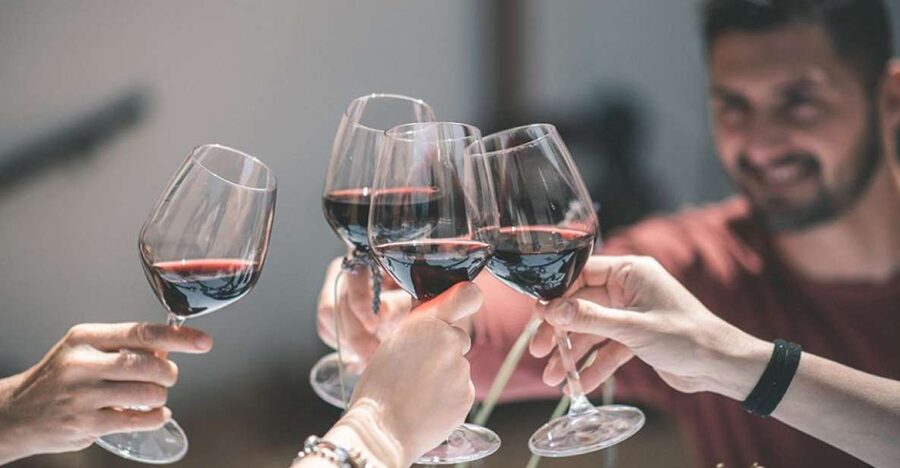 Partinico: Historic Sicilian Vineyard & Wine Tasting Tour - Walking among vines, olives, and citrus