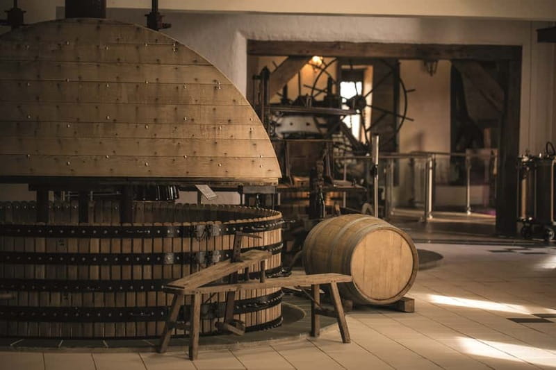 Passy-Grigny: Chocolate and Champagne Tasting Tour - Five things to know before you go